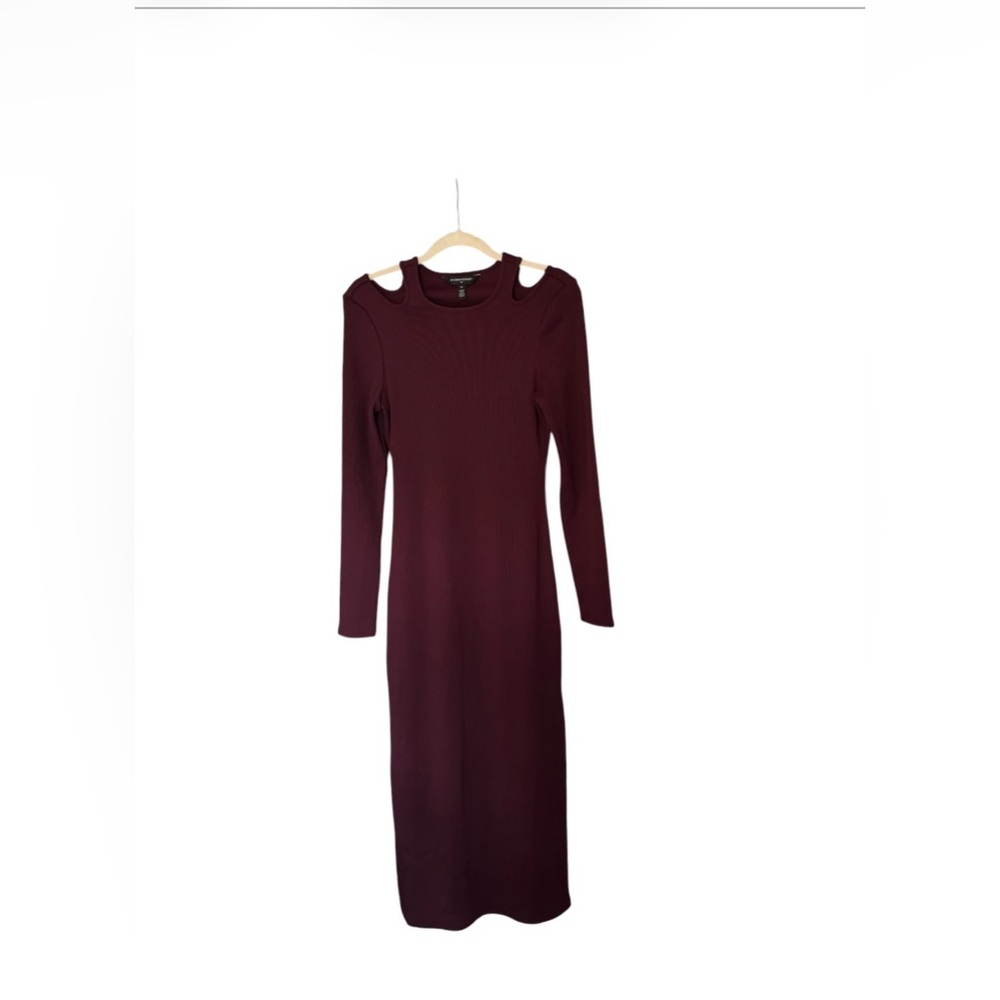 Whbmforme Long Sleeve Cutout Midi Dress in Burgundy